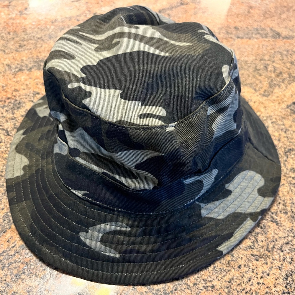 NWT Mutual Weave Bucket Hat